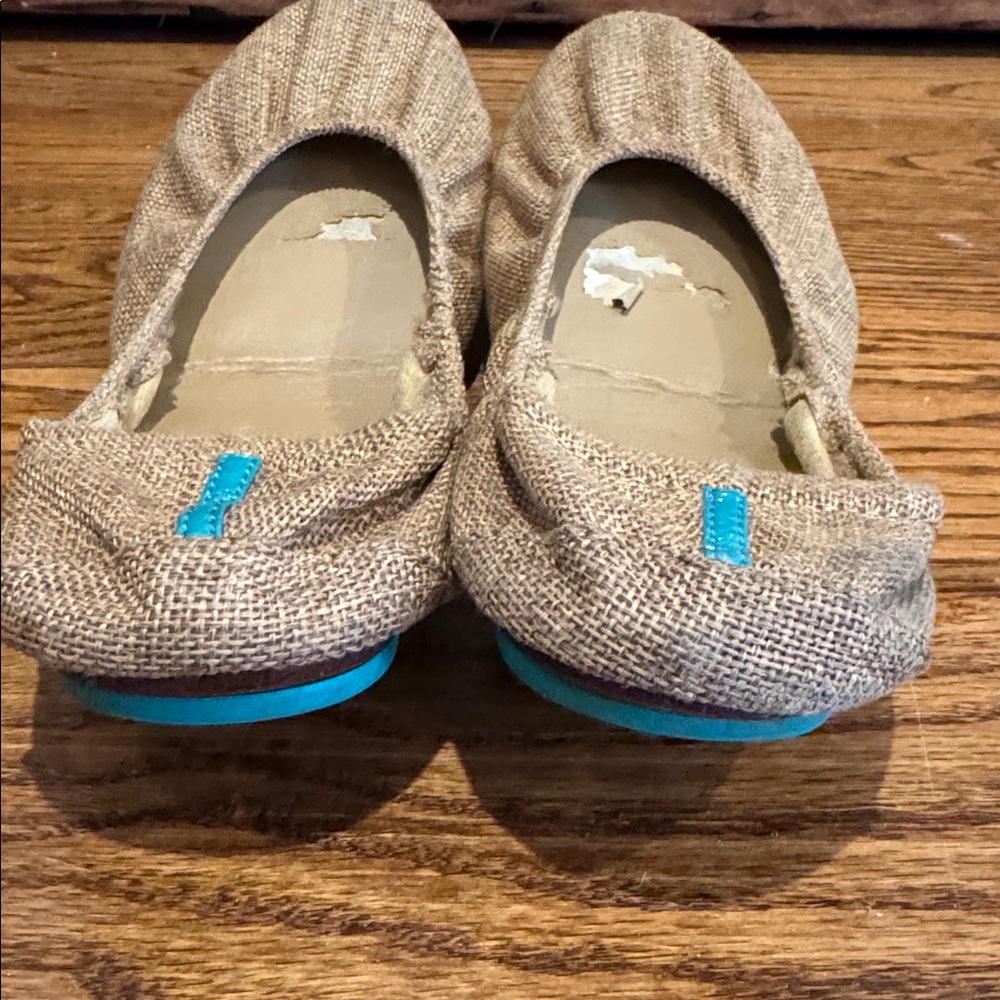 Tieks Burlap Women's Tan Flats - Will be removed 5/8 - Picture 4 of 7